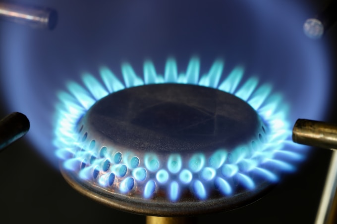 Fundamentals of Natural Gas Industry and Value Chain